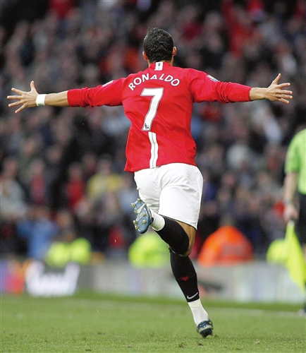 他在防守端 他在防守端