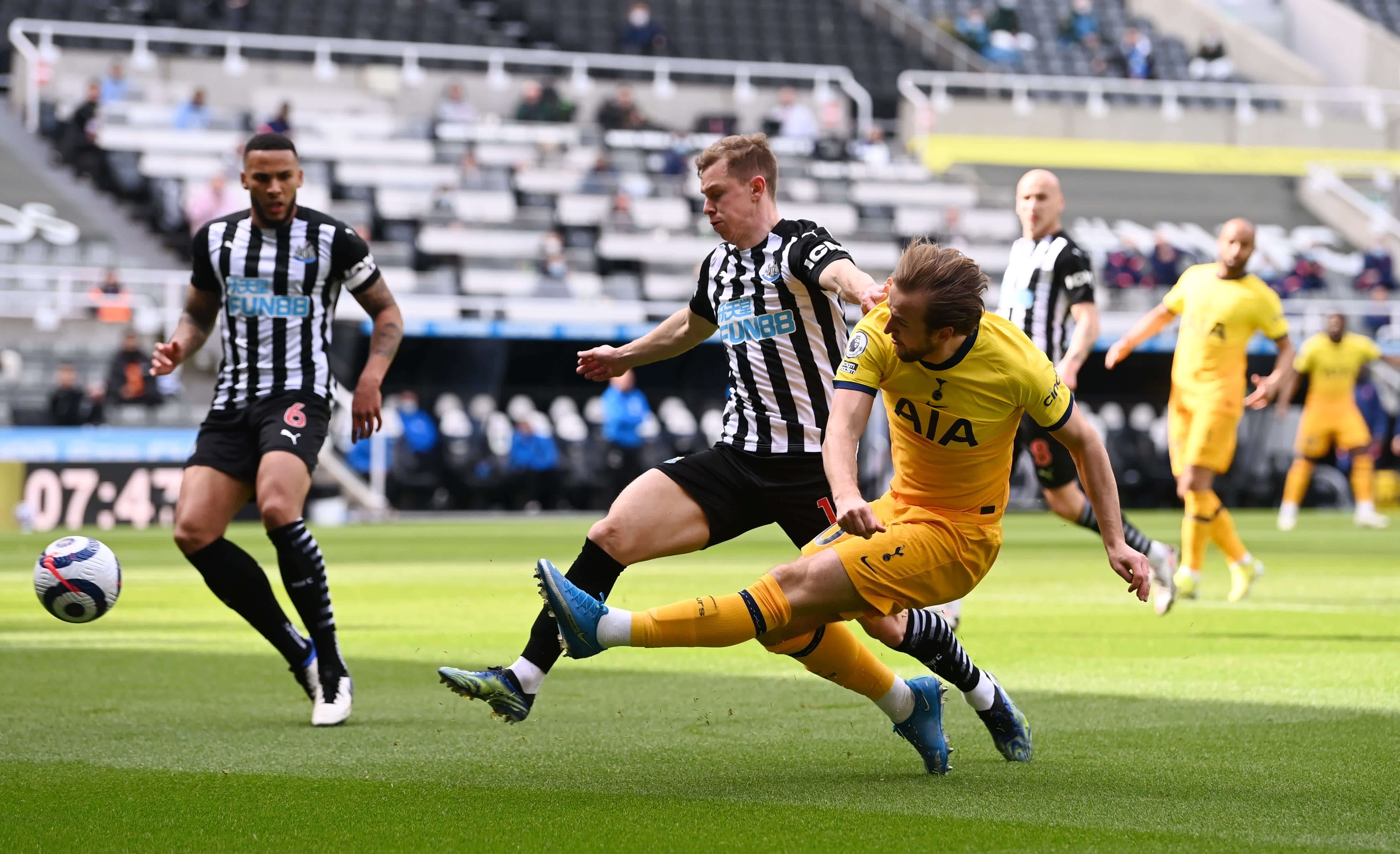 着丰富的经 着丰富的经